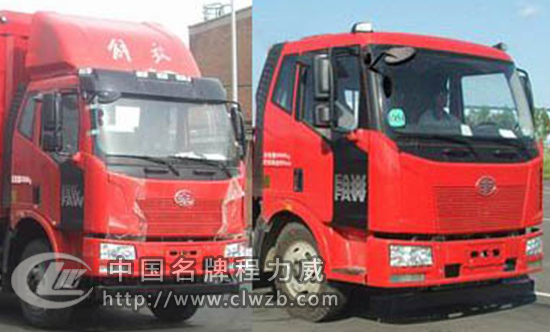 國(guó)五解放小三軸鮮奶運(yùn)輸車(chē)