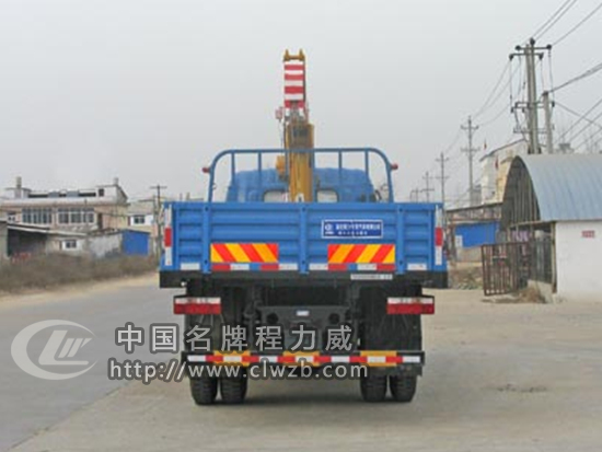 東風多利卡隨車吊國五