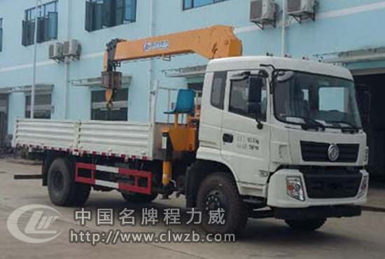 東風天龍多功能平板帶吊車