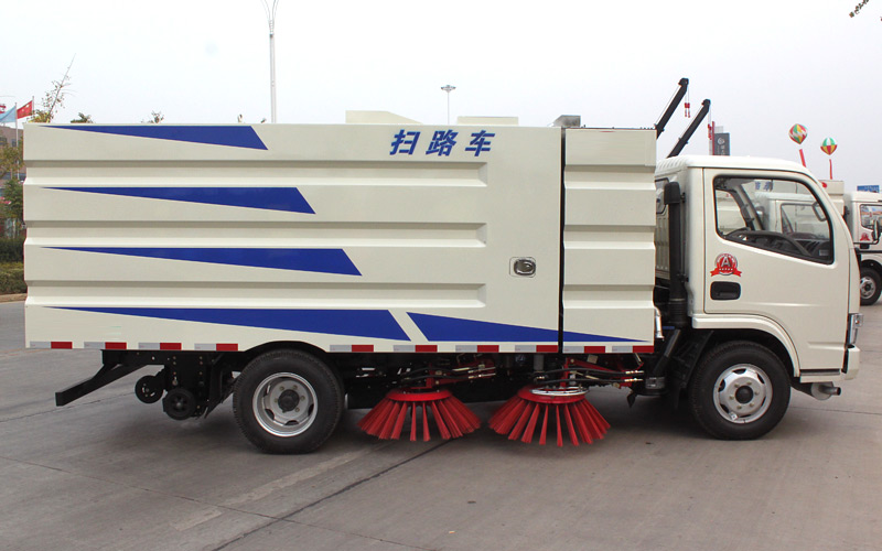 國五東風多利卡D6掃路車