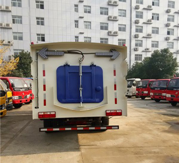 東風凱普特洗掃車