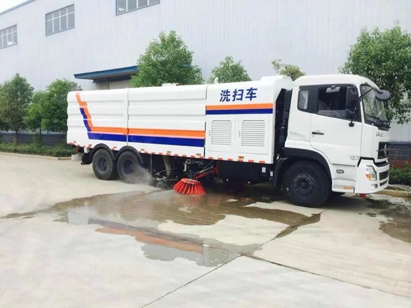國(guó)五東風(fēng)天錦洗掃車