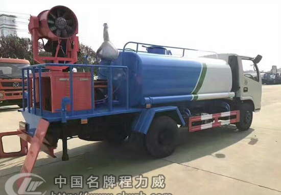 國五東風(fēng)多利卡D6綠化噴灑車