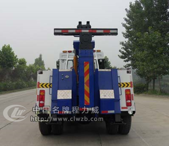 東風(fēng)D7新款拖吊型清障車