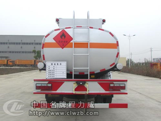 東風(fēng)新款加油車12立方