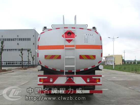 解放牌運油車25.5立方