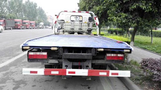 東風小多利卡一拖二清障車