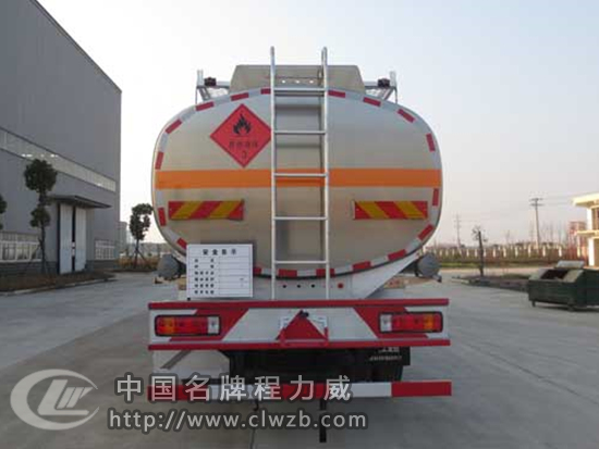 解放牌25.5立方鋁合金運油車
