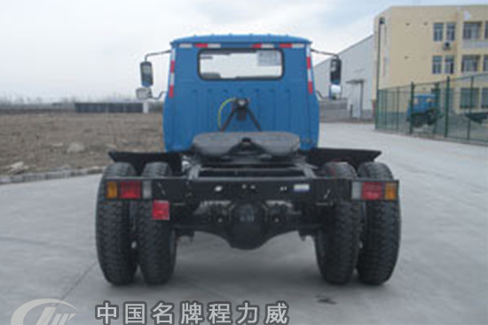 楚風(fēng)牌HQG5100XLHFD5型牽引教練車