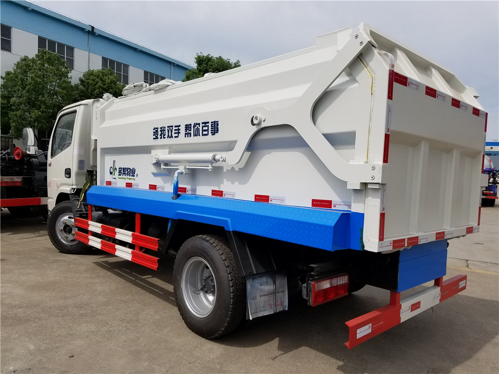 東風(fēng)多利卡4方掛桶垃圾車(chē)