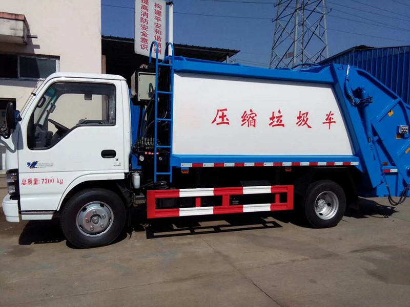 五十鈴4方壓縮式垃圾車
