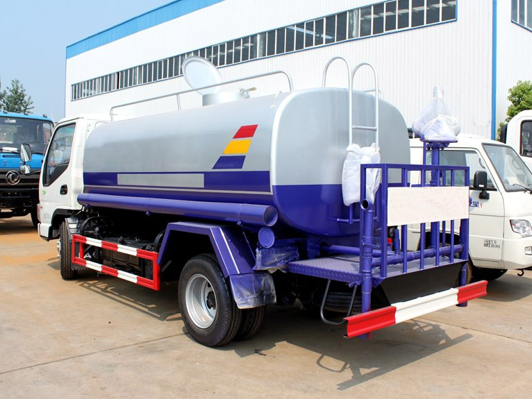 江淮5方灑水車