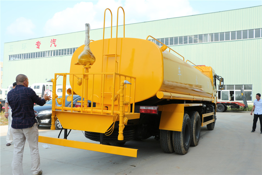 東風特商20噸灑水車