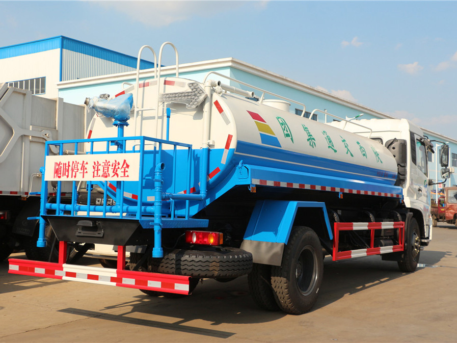 東風(fēng)天錦15噸灑水車