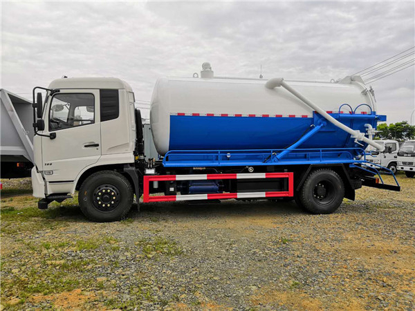 東風(fēng)天錦10方吸污車