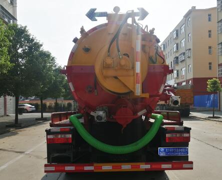 程力威牌CLW5120GQW6型清洗吸污車