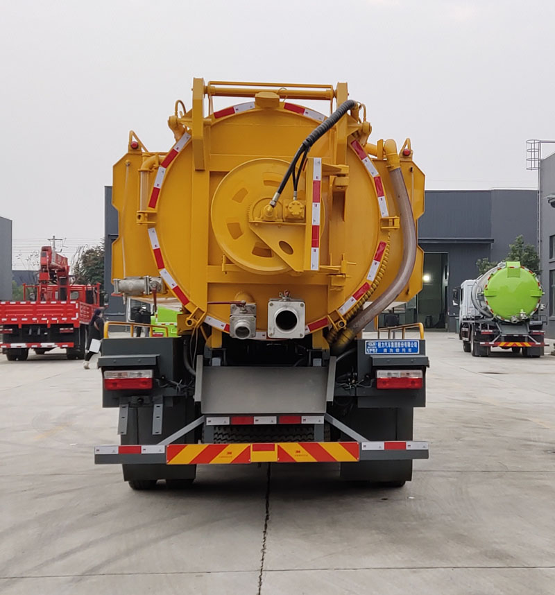 程力牌CL5140GQW6HQ型清洗吸污車