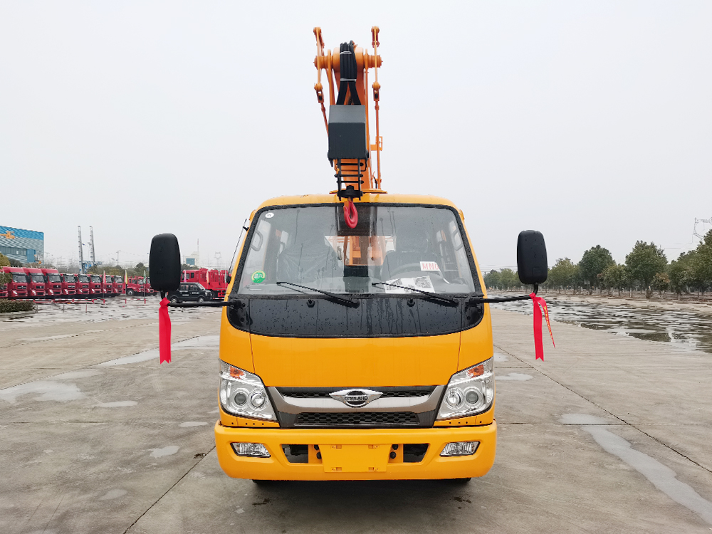 福田小卡之星13米高空作業(yè)車
